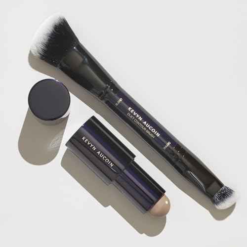 Kevyn Aucoin The Contrast Stick: A contour makeup crayon for adding angles, depth, structure and definition. All-day pigments. Made in Italy.