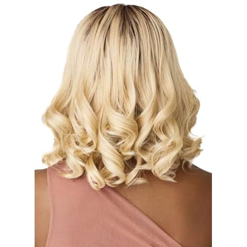 Outre Lace Front Wig - Perfect Hair Line 13X4 - Alora (OFF BLACK 1B)