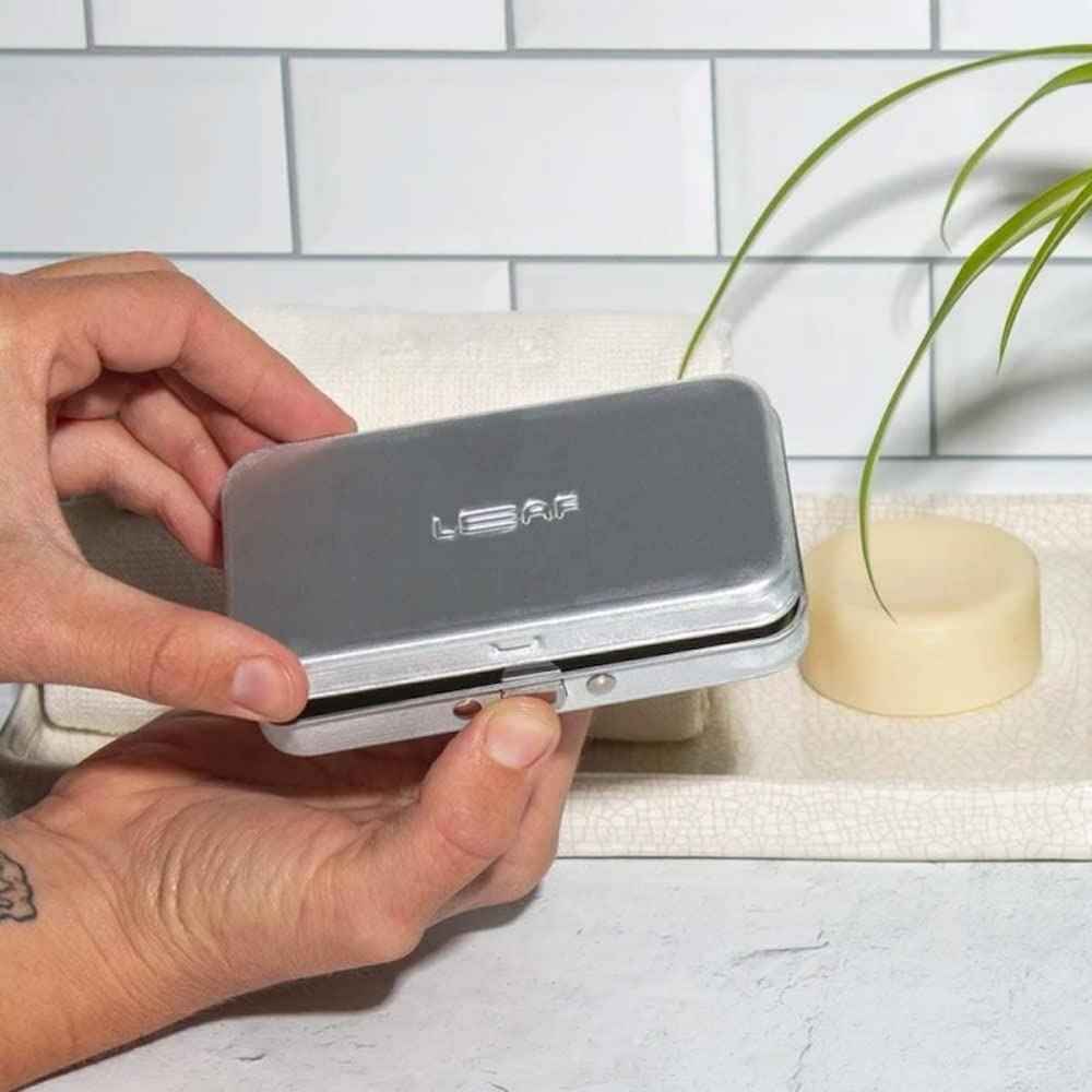 Leaf Shave | The Twig Razor & Thorn Razor Case, Silver - Portable Aluminium and Silicone Travel Case