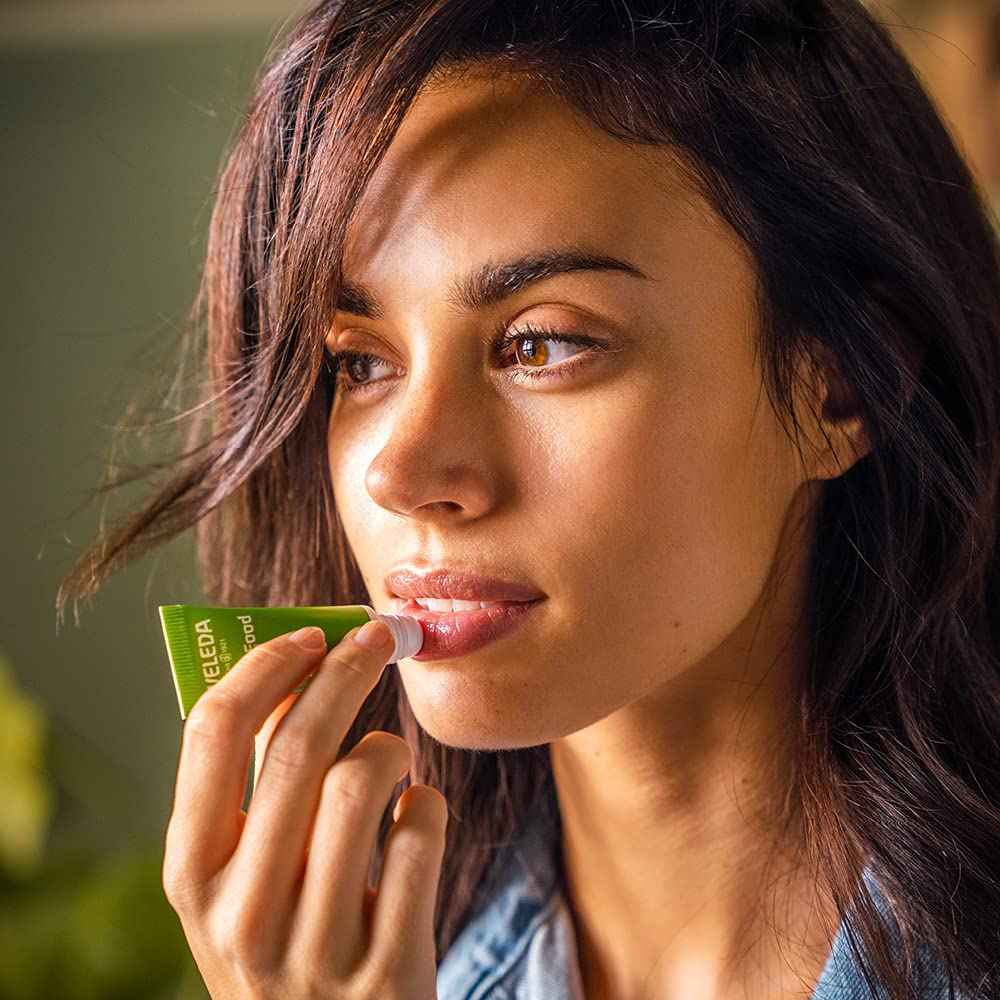 Weleda Skin Food Light and Skin Food Nourishing Lip Butter Duo