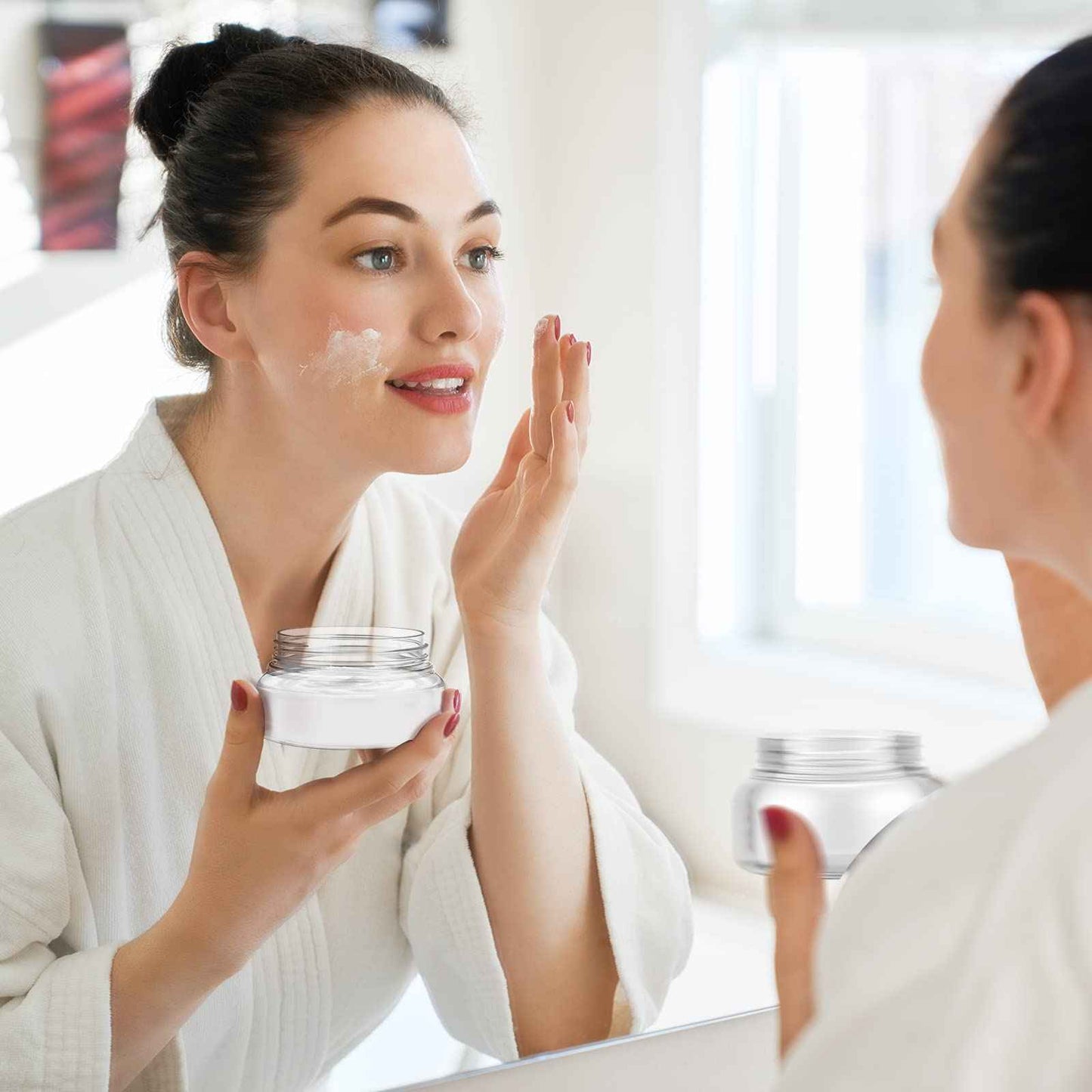 Tessco 48 Pcs Plastic Jars with Lids and Labels Body Scrub Jars Round Refillable Cosmetic Containers Empty Butter Travel Containers for Sugar Scrub Lotions Cosmetics Cream (5 oz,Clear)