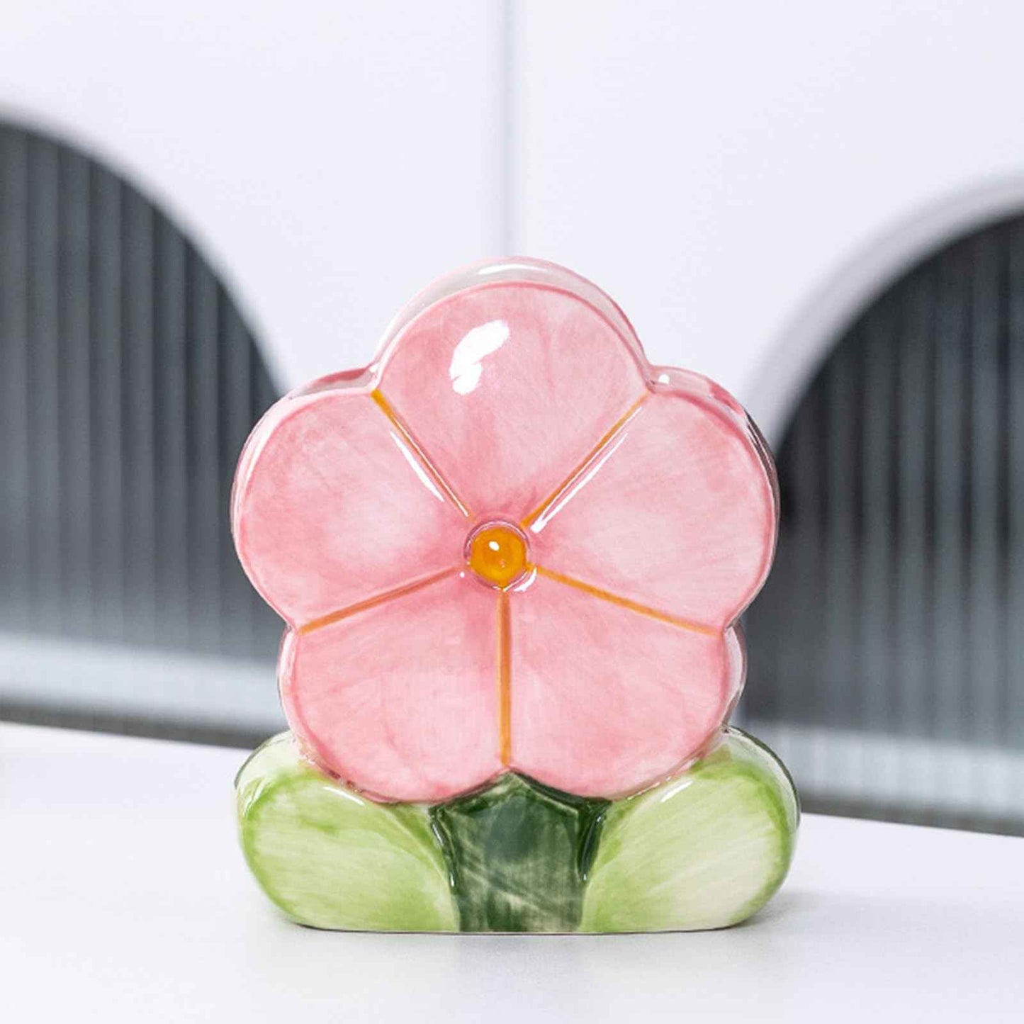 TANG SONG Ceramic Bloom Five Petals Make up Brush Holder Flower Cosmetic Storage Box Pen and Pencil Holder Desktop Organizers (Pink)