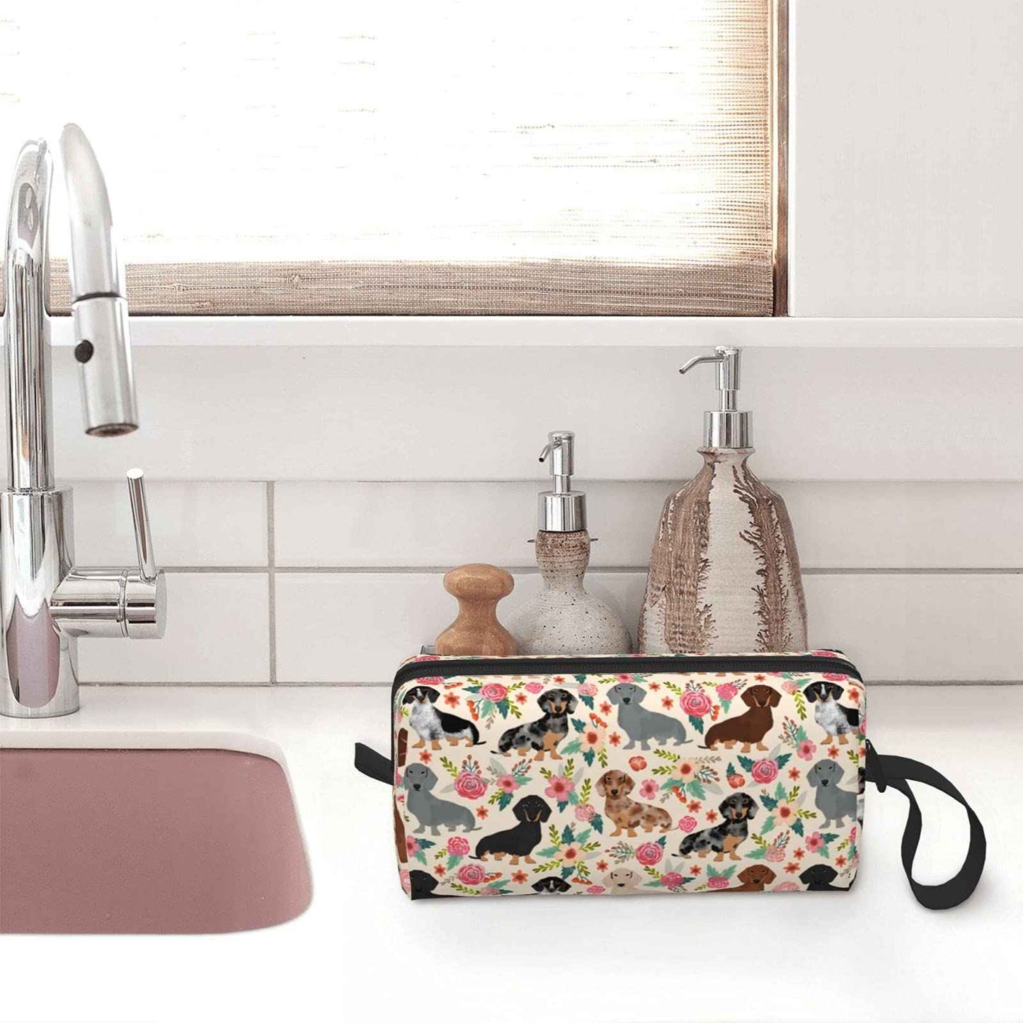 Floral Dachshund Makeup Bag Adorable Travel Cosmetic Toiletry Organizer Case For Women