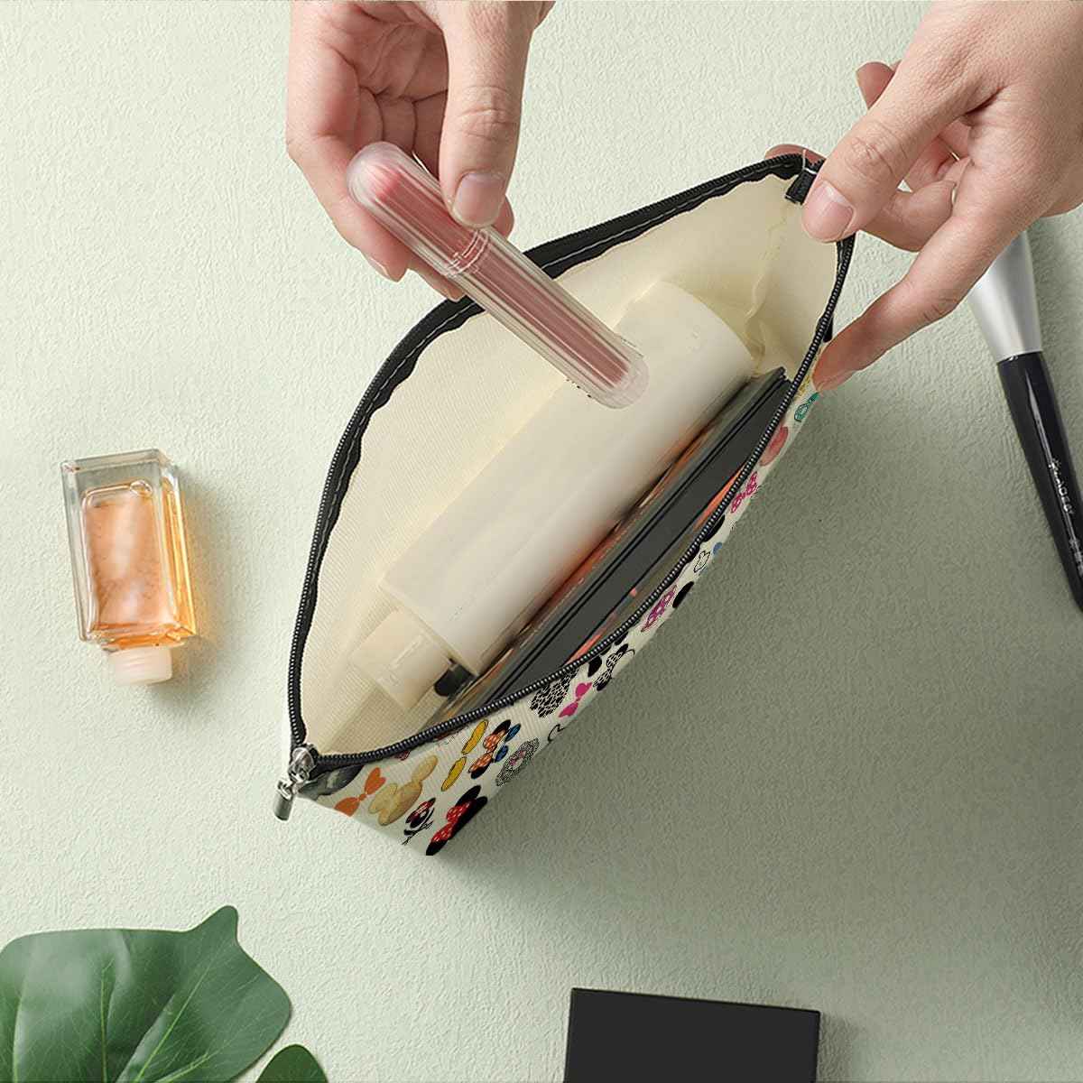 Decohim Magic Stuff Cartoon Mouse Makeup Bag Cute Mouse Themed Gifts Cosmetic Bags, Mouse Stuff for Women Girls Friend Daughter Christmas Birthday Graduation Gifts Toiletry Bag Accessories