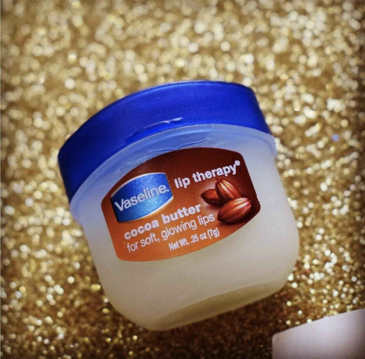 Vaseline Cocoa Radiant Spray Body Lotion 2-Pack + Mini Lip Therapy for Soft, Glowing Skin & Lips