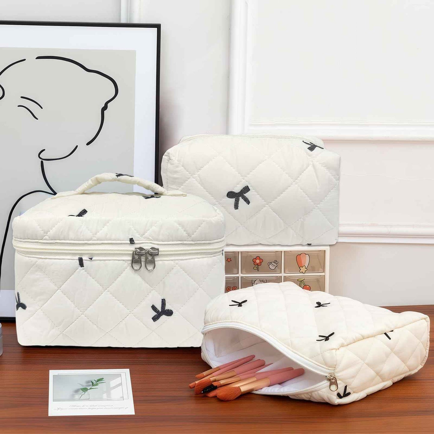Quilted Makeup Bag, Large Capacity Travel Cosmetic Bag for Women and Girls, Aesthetic Storage for Daily and Travel Use (4pcs-embroidered Bow)
