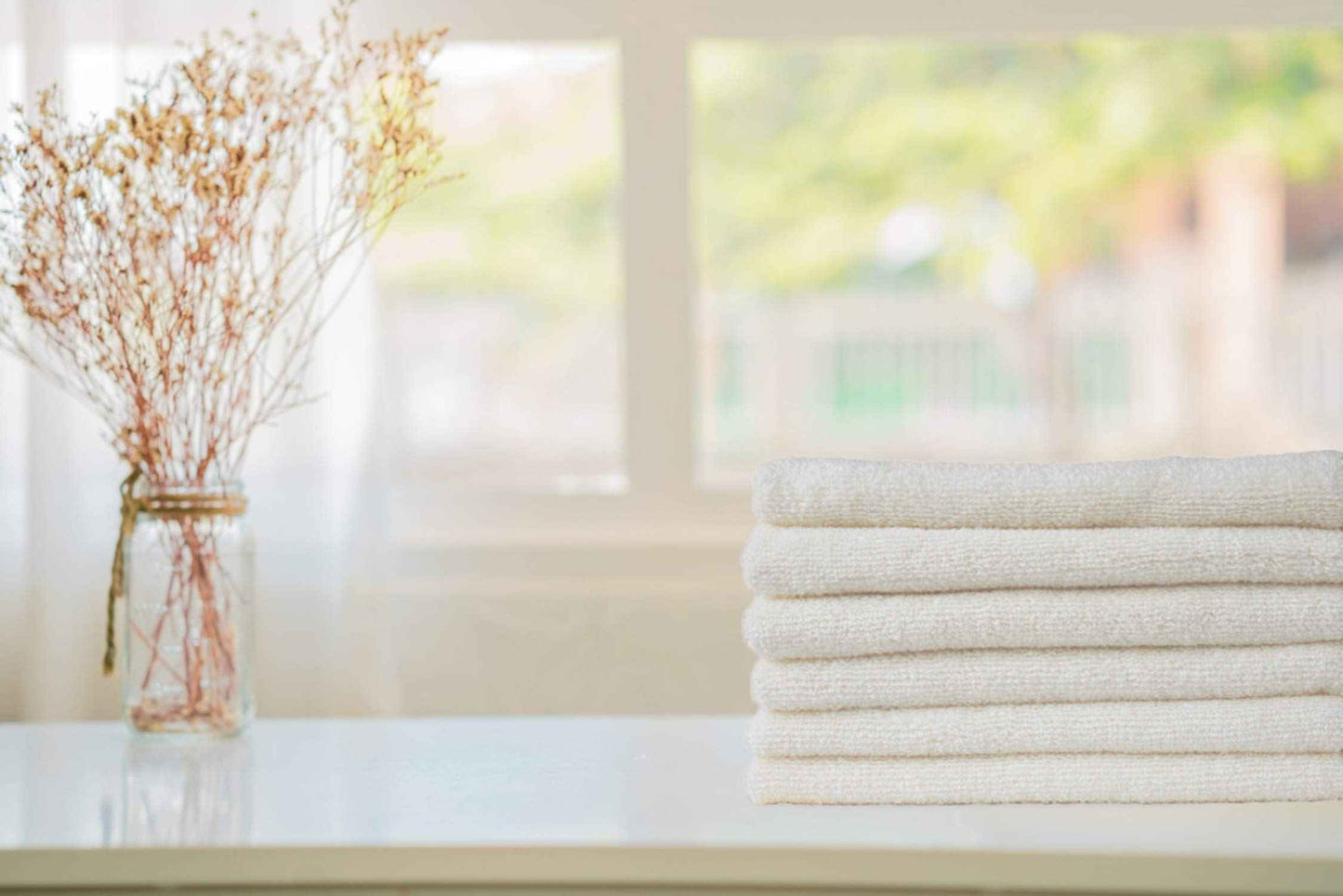 RosenSoft Oversized Wash Clothes-16x14 in Extra Large Wash Cloths for Body and Face, Hand Gym Spa- Fingertip Towels for Bathroom, Bath Towel Set (White, 6)