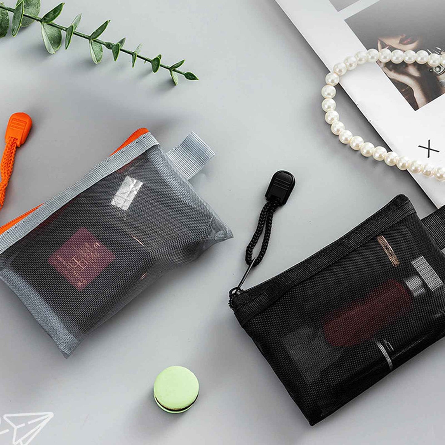 Aswewamt 9 Pcs Mini Zipper Mesh Bags, 4.3" x 3" Small Nylon Key Holder Cosmetic Pouch Portable Travel Makeup Cosmetic Mesh Zipper Bags for Purse Lipstick Earphone Keys Cards (Black)