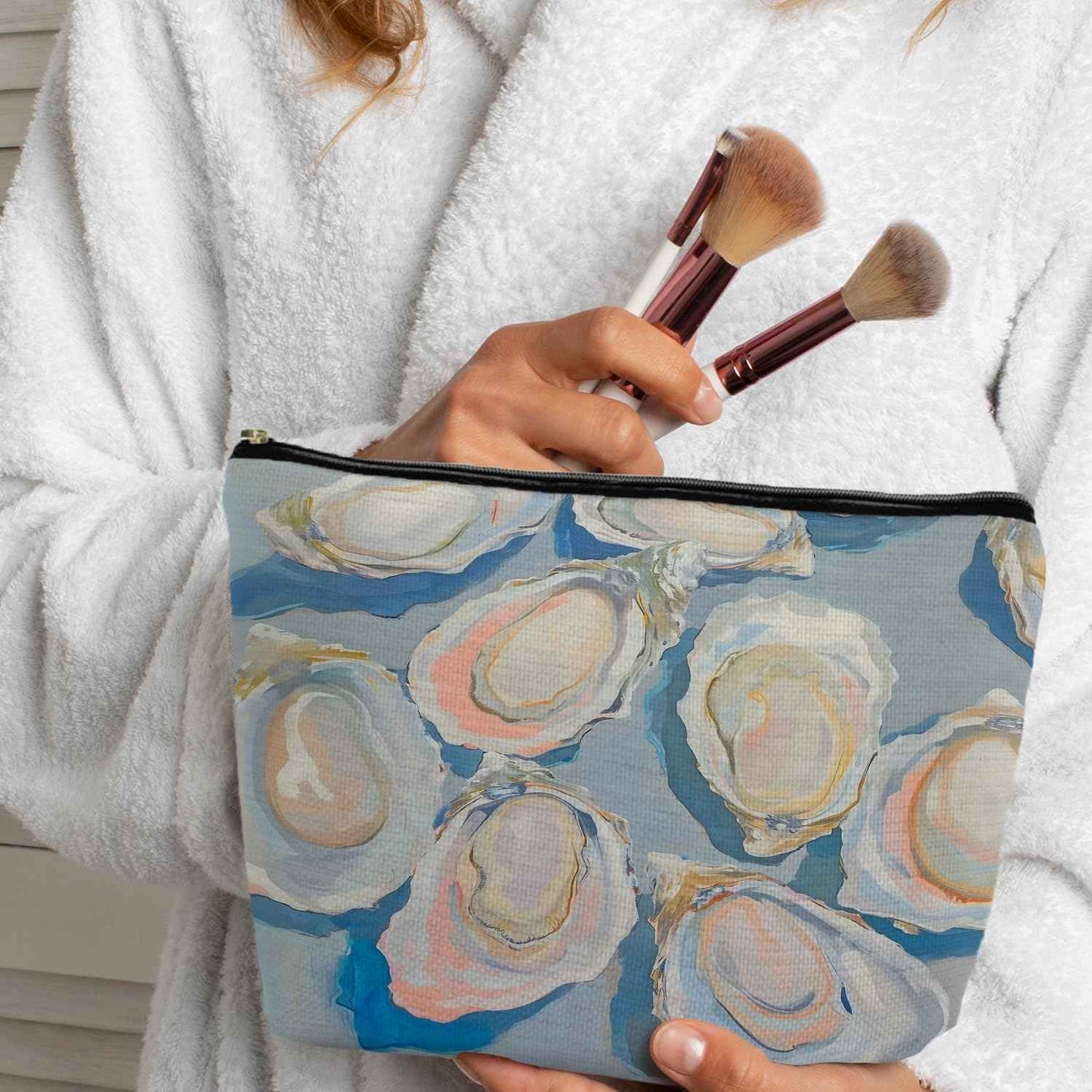 ignytiger Blue Coastal Beach Oyster Shell Makeup Bag, Abstract Nautical Seashell Cosmetic Toiletry Bags for Women, Beachy Makeup Pounch, Beach Lover Gifts Zipper Pouches for Purse