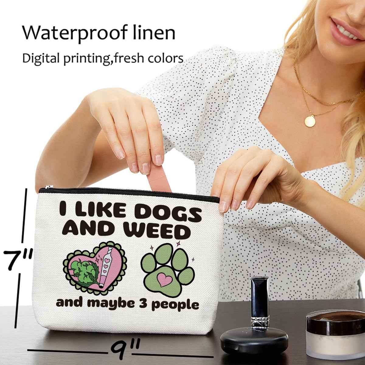 Novelty Dog Lovers Gifts Weed Makeup Bag Weed Stuff Funny Dog Mom Gifts for Women Friends Animal Lover Thank You Retirement Friendship Birthday Mothers Day Graduation Travel Accessories Bag