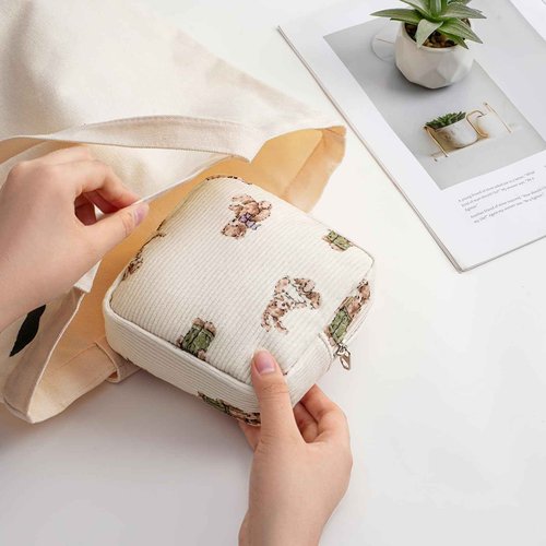 Cute Small Corduroy Zipper Makeup Bag, Mini Coquette Aesthetic Pouch with Bear Pattern for for Purse,Key Pocket Lipstick Bag Card Holder Data Cable Organizer for Women Girls (02Biege Bear)