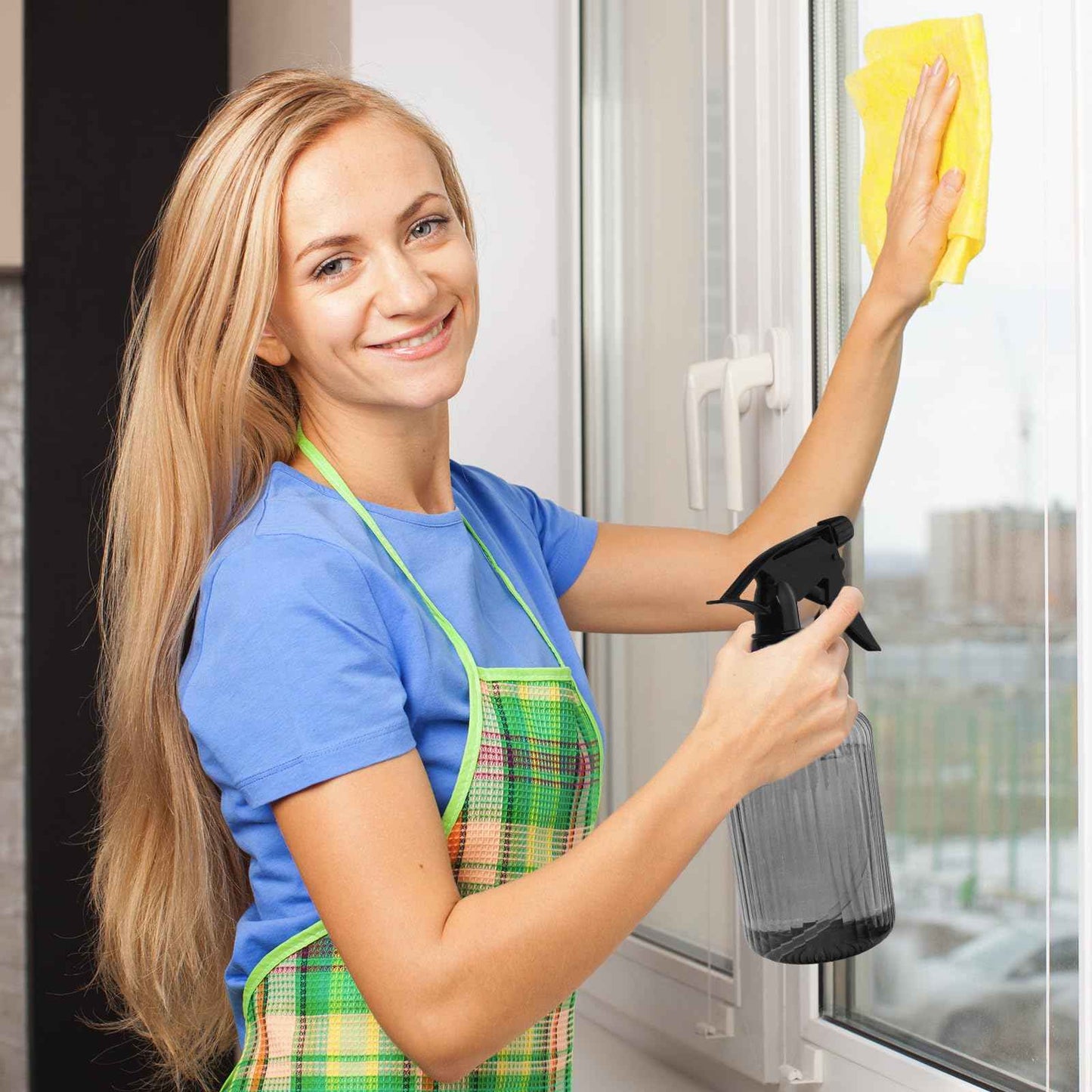 paeyaer 2 Pcs Spray Bottles, 18 oz Empty Water Spray Bottles, Plastic Reusable Adjustable Mist Sprayer Squirt Bottles Containers Refillable for Cleaning Solutions, Gardening, Plants