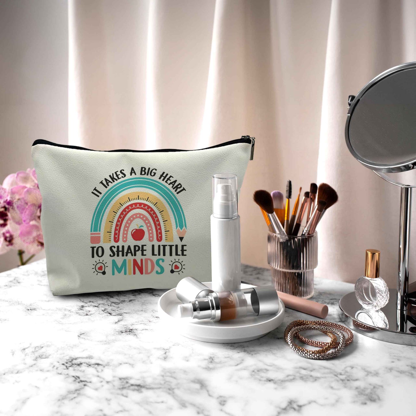 Nogrit Teacher bags,Teacher Makeup Cosmetic Bag,It Takes a Big Heart to Shape Little Minds,teacher tote,Teacher Makeup Toiletry Bag,pu