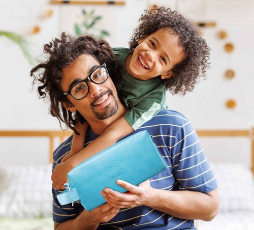 Yard House Bath and Body Mens Gift Set - Glacier Absolute - Premium Fathers Day Birthday Christmas Gifts Ideas For Him - Skin Care Kits For Men in Leather Toiletry Bag w. Full Size Items