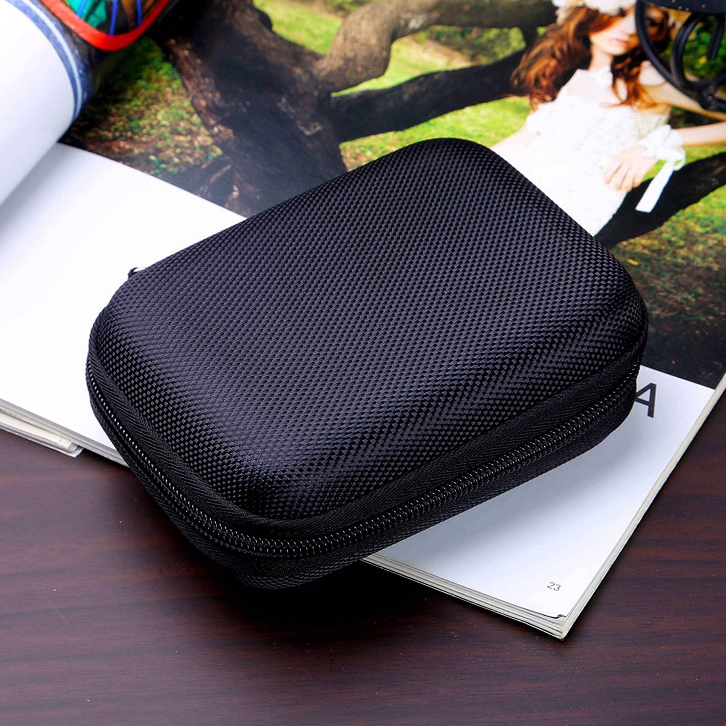 BLLREMIPSUR Essential Oil Carrying Case Holds 10 Bottles (5/10/15ml), Hard Shell Roller Bottles Storage Bag, Travel Portable Essential Oils Bottles Organizer