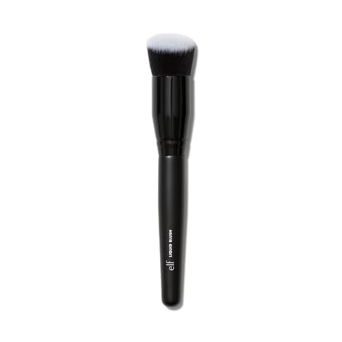 e.l.f. Camo Liquid Blush Brush - Angled Blush Applicator