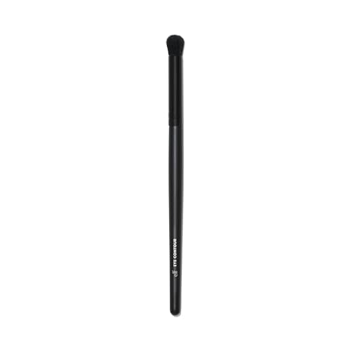 e.l.f. Eye Contour Brush, Absorbent Brush With Soft, Synthetic Bristles For Providing Extra Definition, Vegan & Cruelty-Free