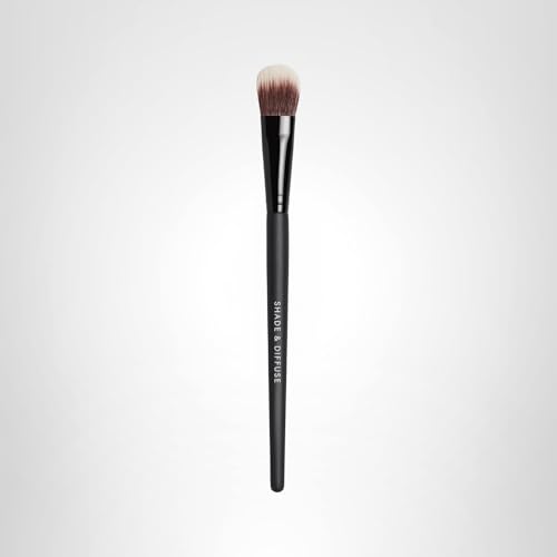 bareMinerals Shade + Diffuse Eye Brush, Makeup Brush for Eyeshadow, Concealer or Highlighter Application, Synthetic Dual-Fiber, Vegan