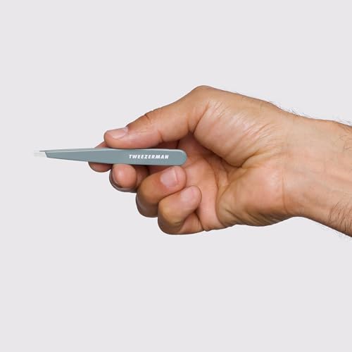 Tweezerman Slant Tweezer for Eyebrows – Mist Blue