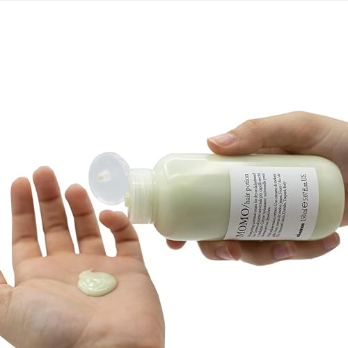 Davines MOMO Potion, Leave-In Combing Cream with Moisturizing Formula for Dry and Dehydrated Hair - Restores Hydration, Softness, and Shine with Melon Extract, Weightless, 5.07 Fl Oz