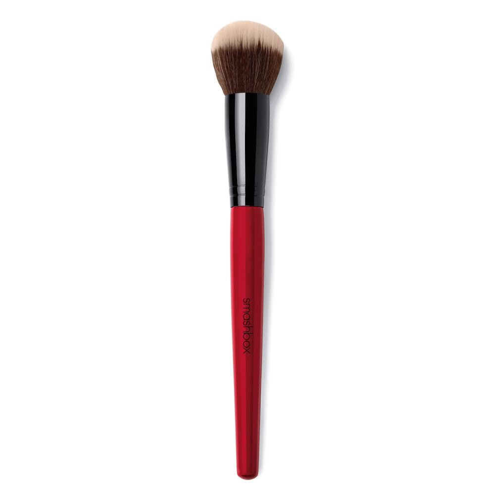 Smashbox Blurring Foundation Brush | Dome Shaped Face Makeup Brush for Natural-Finish | Blends Liquid, Cream or Powder Formulas