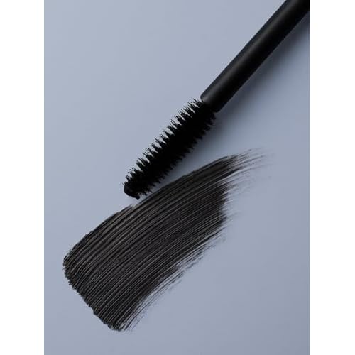 ZUZU LUXE Luxe Mascara (Onyx), Water resistant, Natural, Paraben Free, Vegan, Gluten-free, Cruelty-free, Non GMO, Adds volume to lashes, Vitamin Enriched formula conditions lashes, 0.25 oz.