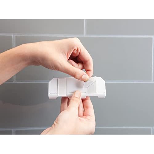 WeatherTech RazorHolder - Wall Mounted Dual Razor Holder
