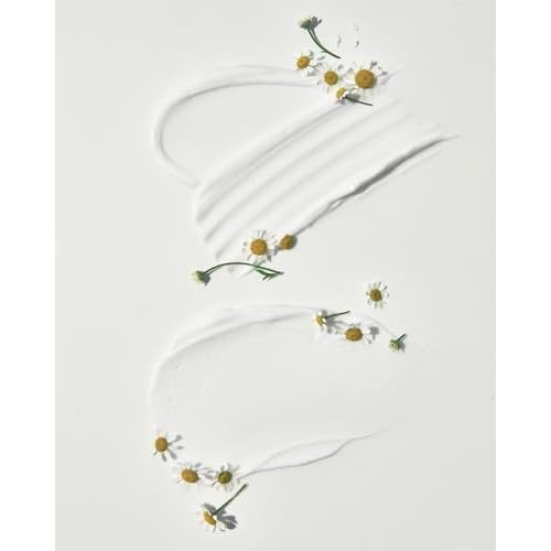 MALIN+GOETZ Chamomile Shave Cream | Nourishing Shaving Cream with Wild Moroccan Chamomile, Shea Butter, Glycerin + Squalane | Smooth + Close Shave for Face + Body | Vegan + Cruelty-Free (5 Fl Oz.)
