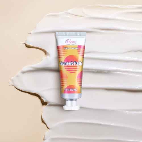 BODY & EARTH # LOVE Hand Cream Hand Lotion Gifts Set for Women, 6-Pack of Hand Cream Travel Size Hand Lotion for Nourishing Dry Hands, Birthday Christmas Gifts for Women