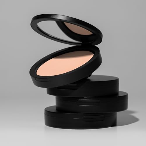 Inglot Freedom System Round Matte Palette with Magnetic Base