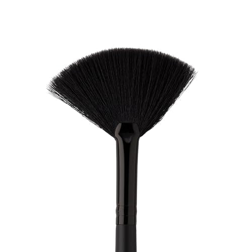e.l.f. Fan Brush, Powder & Contour Makeup Brush, Unique Fan Shape Blends For A Flawless Finish, Soft & Absorbent, Vegan & Cruelty-Free