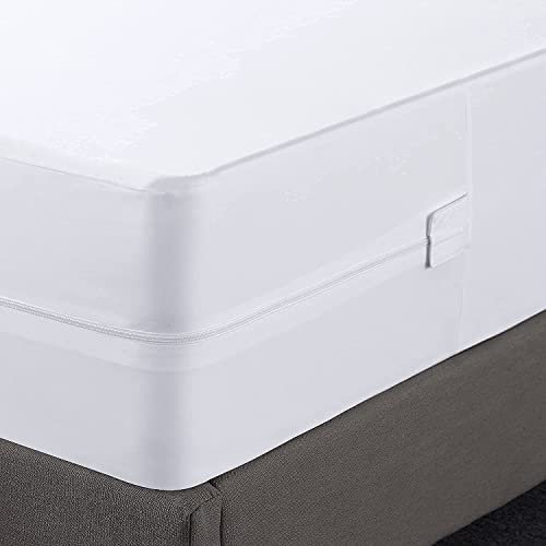 Utopia Bedding Zippered Mattress Encasement Full XL - 100% Waterproof and Bed Bug Proof Mattress Protector - Absorbent, Six-Sided Mattress Cover