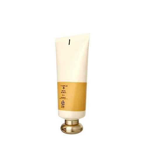 The History of Whoo Gongjinhyang Facial Foam Cleanser | Rich & Gentle Foaming Cleanser for Facial Grime & Makeup Removal | Fine & Abundant Foam Bubbles for Mild Cleansing Effect, 180ml