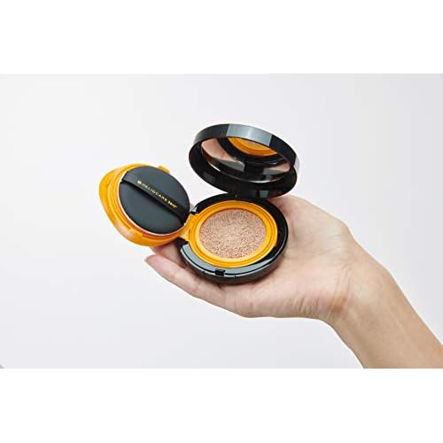 LAURA GELLER Baked Balance-N-Glow Illuminating Color Correcting Foundation - Light - Retractable Airbrush Kabuki Brush (2 PC)