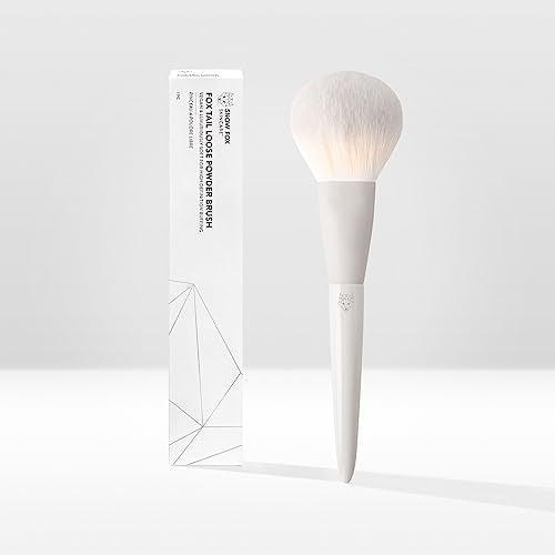 Snow Fox Skincare Fox Tail Loose Powder Brush for Fast Powder Application