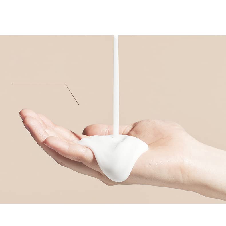 1 PC Watercome Perfumed Nicotinamide Even Skin Complexion Silky Essence Body Lotion, Smoothing Softening Skin, Leaving Smooth And Moist Skin For You, 220g. (W tea)