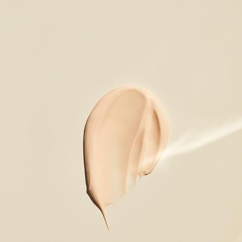 Lumene Nordic-C [Valo] Glow Moisturizer - Radiance Boosting Facial Moisturizer for Dry Skin - Enriched with Hyaluronic Acid & Vitamin C to Visibly Brighten + Plump Skin - 100% Vegan Skin Care (50 ml)