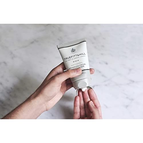 Truefitt & Hill Luxury Aftershave Balm - Ultimate Comfort - Premium Soothing Moisturizer with Aloe Vera Extract - Ideal for Sensitive Skin, Razor Burn Relief, and a Silky Smooth Finish - 3.38 oz.