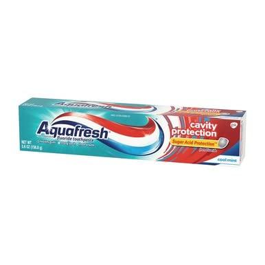 Aquafresh Cavity Protection Fluoride Toothpaste, Cool Mint 5.6 oz (Pack of 10)