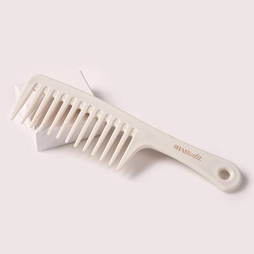 The Hair Edit Detangling Comb for All Hair Types