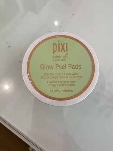 Pixi Beauty Glow Peel Pads | Exfoliating Treatment Contains 20% Glycolic Acid | Reveal Glowing Complexion | 60 Pads
