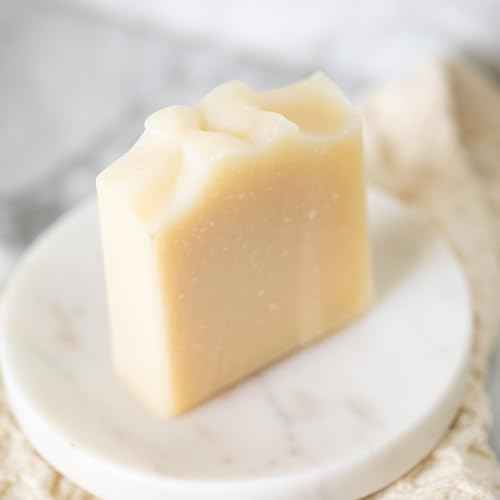 Pretty farm girl Pure Tallow + Honey Soap Bar - Fragrance Free - Handmade - Sensitive Skin - Tallow & Goat Milk.