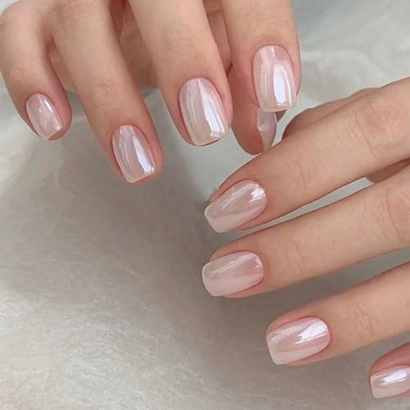 GLAMERMAID Pure White Pearl Chrome Short Press-on Nails