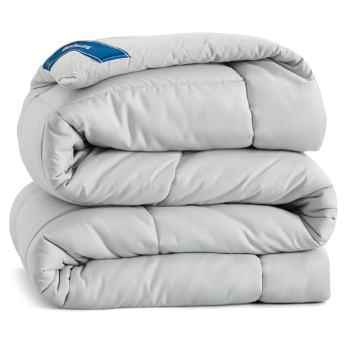 Bedsure Comforter Duvet Insert - Quilted Comforters King Size, All Season Duvet, Down Alternative Bedding Comforter with Corner Tabs(Light Grey,King 90"x102")