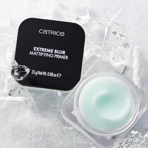 Catrice Extreme Blur Mattifying Primer with Hyaluronic Acid
