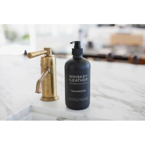 Teakwood - Scented Liquid Hand Soap - Moisturizing Hand Soap - Made with Aloe - Paraben Free - 15.7 oz