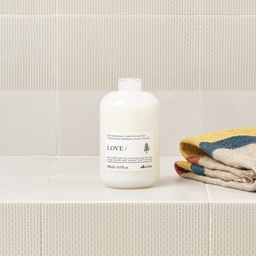 Davines LOVE Curl Co-Wash Cleansing Cream for Curly Hair