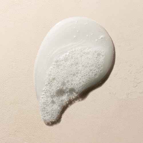 Josie Maran Argan Moisture Plump Hair Shampoo - Hydrating & Volumizing Argan Oil Shampoo - Strengthens, Repairs & Plumps Hair for Body & Shine - Helps Reduce Split Ends - Juicy Fruits (8 Fl Oz)