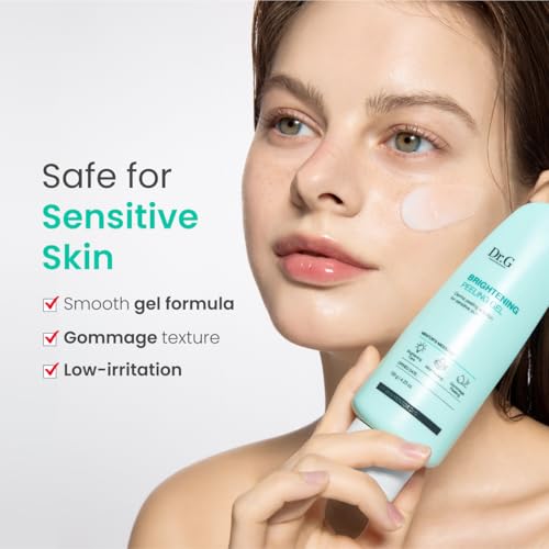 Dr. G Brightening Peeling Gel - Korean Skincare for Glowy Skin - Aqua Gommage Facial Exfoliator - Hyaluronic Acid, Ceramides, Vitamin C - Smooth Skin Texture, Low Irritation - Bulk Items - 4.23 fl oz