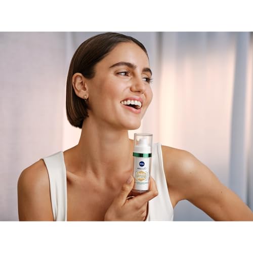 NIVEA CELLular Luminous630¢ç Advanced Facial Serum 30 ml ? Lightweight Gel-Formula with Hyaluronic Acid & Salicylic Acid for Even Skin Tone and Radiant Complexion ? Ideal for Oily & Combination Skin